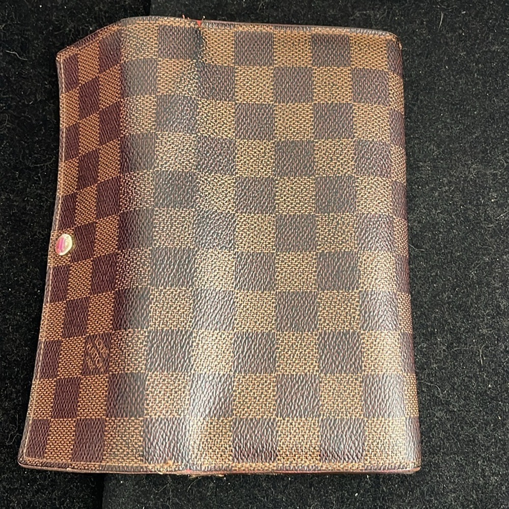 Louis Vuitton Damier Ebene Sarah Women Wallet. MA125 - Picture 4 of 13